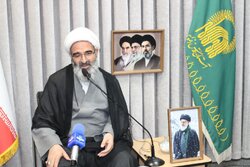 نماینده ولی فقیه در سمنان: لباس خادمیاری رضوی مسئولیت‌آفرین است