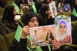 تصاویر شهدای شجره طیبه در برخی کتاب‌های درسی چاپ می‌شود