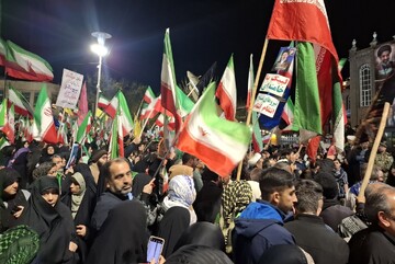 اجرای زنده « بزن که خوب میزنی» در تجمع مردمی بجنورد