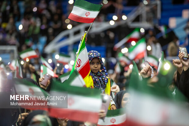 اجتماع دخترونه ترین رزم در قزوین