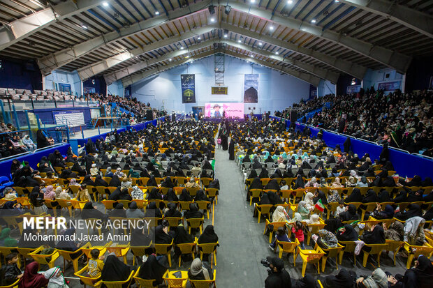 اجتماع دخترونه ترین رزم در قزوین