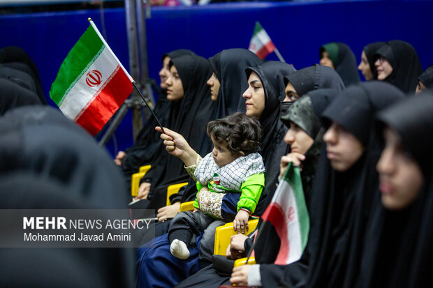 اجتماع دخترونه ترین رزم در قزوین