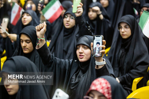 اجتماع دخترونه ترین رزم در قزوین