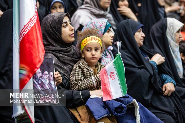 اجتماع دخترونه ترین رزم در قزوین