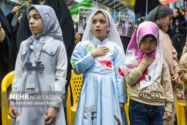 اجتماع دخترونه ترین رزم در قزوین