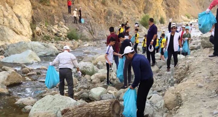 پویش پاکسازی ساحل زاینده رود در هفته زمین پاک برگزار می‌شود