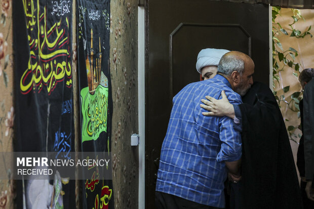 اول خانواده شهدا، دیدار با خانواده شهید احسان جنگروی