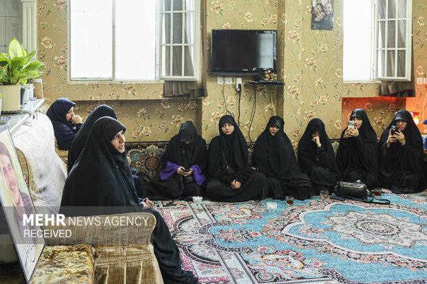 اول خانواده شهدا، دیدار با خانواده شهید احسان جنگروی