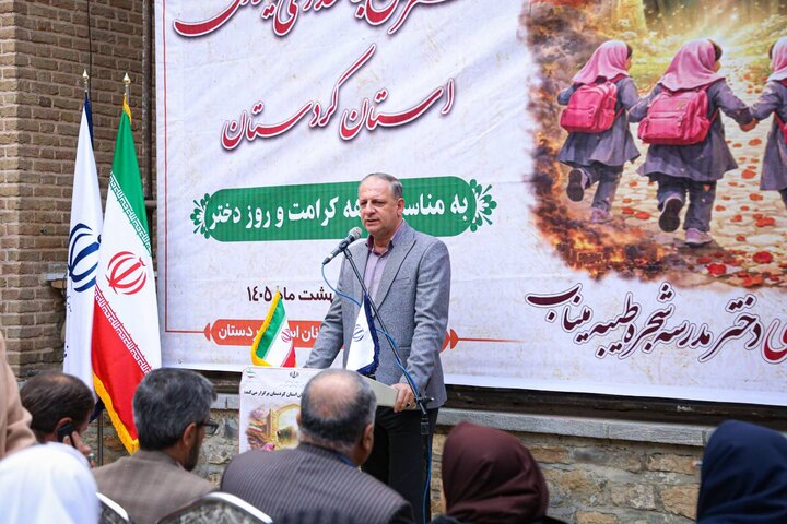 خاکی: جامعه ورزش در «جنگ رمضان» پای کار نظام ایستاد