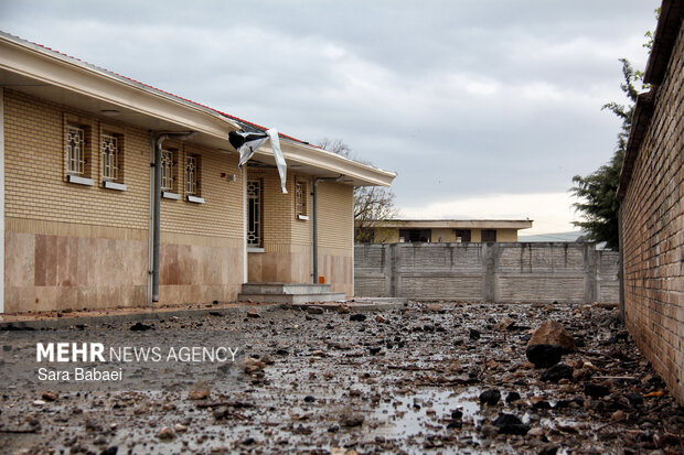 آثار خسارت به استخر نوساز «بهار» روانسر در حمله آمریکایی-صهیونیستی