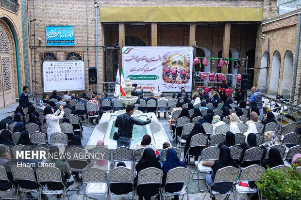 آئین دختران جانفدای کردستان