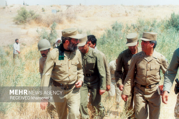 امامِ قائدِ شهید