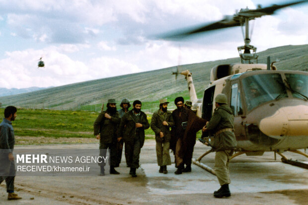 امامِ قائدِ شهید