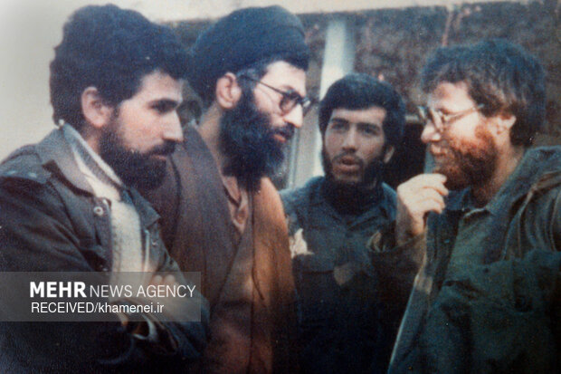 امامِ قائدِ شهید