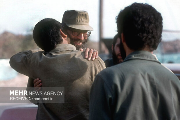 امامِ قائدِ شهید