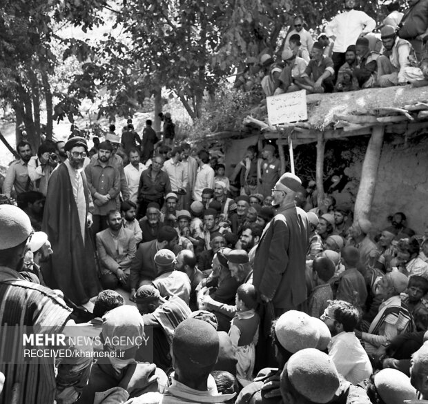 امامِ قائدِ شهید