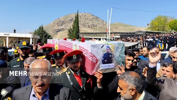تشییع پیکر مطهر شهید استوار یکم «میلاد مرادی‌تبار» در گلزار شهدای خرم‌آباد