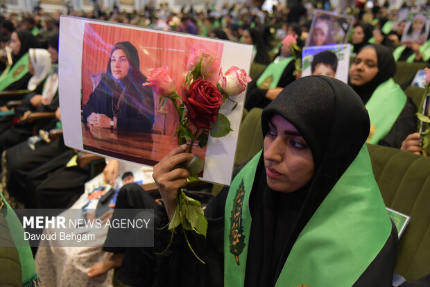 گرامیداشت شهدای میناب در حرم امام رضا(ع)