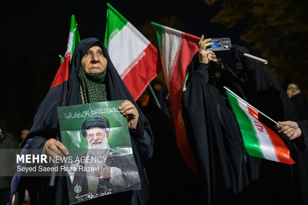 تجمع مردمی در محکومیت جنایات رژیم آمریکایی - صهیونی