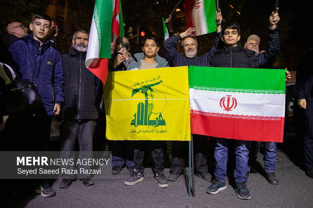 تجمع مردمی در محکومیت جنایات رژیم آمریکایی - صهیونی