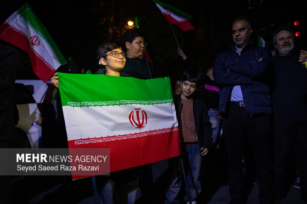 تجمع مردمی در محکومیت جنایات رژیم آمریکایی - صهیونی