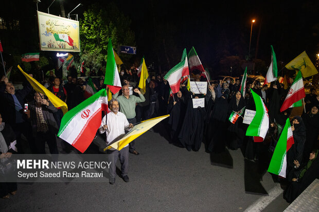 تجمع مردمی در محکومیت جنایات رژیم آمریکایی - صهیونی