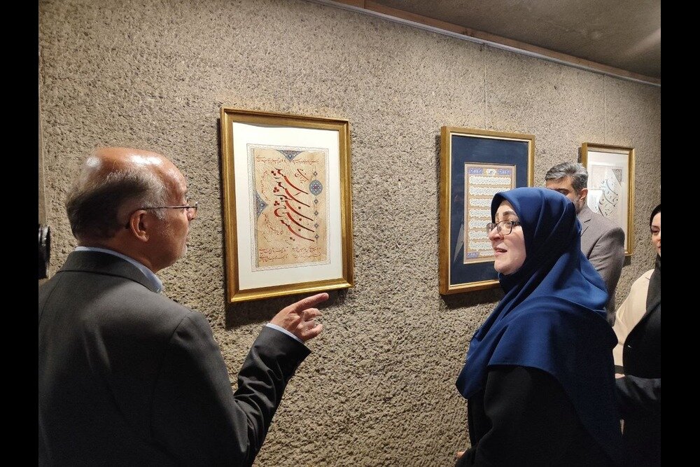 «نمایشگاه خط وطن»؛ هنری از قدرت تابآوری با آثار الهامبخش از دل زندگی – خبرگزاری مهر | اخبار ایران و جهان «نمایشگاه خط وطن»؛ هنری از قدرت تابآوری با آثار الهامبخش از دل زندگی – خبرگزاری مهر | اخبار ایران و جهان
