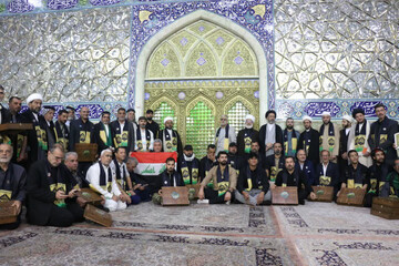 تجلیل خادمان حرم بانوی کرامت از موکب‌داران عراقی