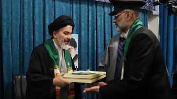 حضور خادمان حرم رضوی زمینه ‌ساز انسجام اجتماعی در جامعه است