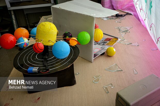 تخریب مراکز آموزشی دیواندره در جنگ رمضان