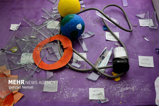 تخریب مراکز آموزشی دیواندره در جنگ رمضان