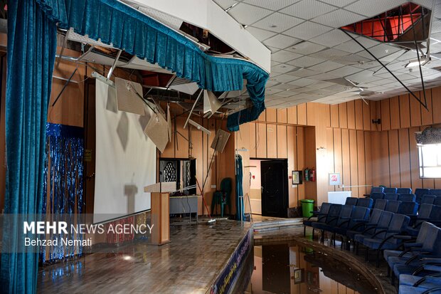 تخریب مراکز آموزشی دیواندره در جنگ رمضان