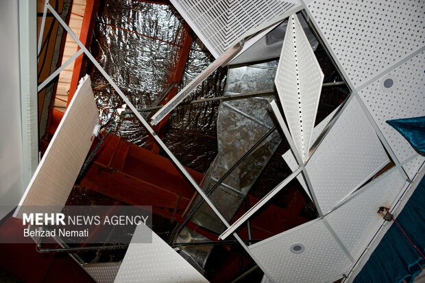 تخریب مراکز آموزشی دیواندره در جنگ رمضان