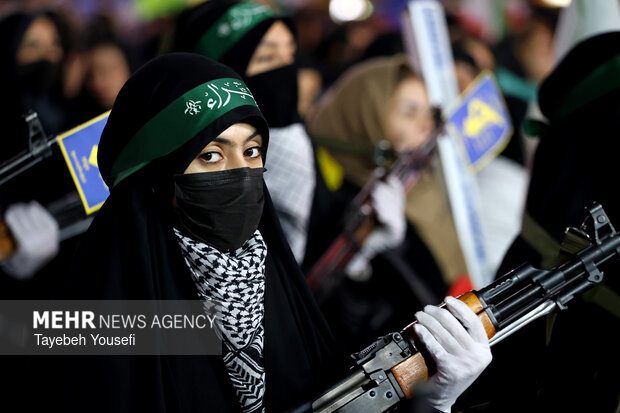 اجتماع شبانه مردم همدان