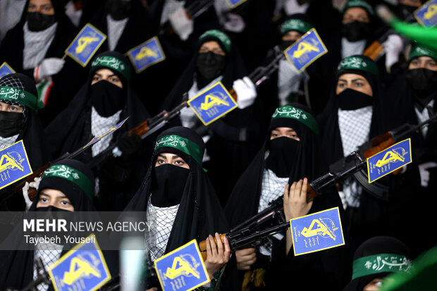 اجتماع شبانه مردم همدان