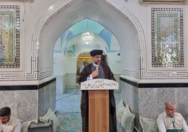 آئین غباروبی آستان مطهر امامزاده سلیمان بن علی (ع) گناوه برگزار شد