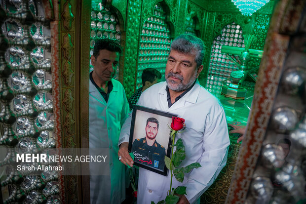 غبارروبی حرم مطهر شاهچراغ (ع)