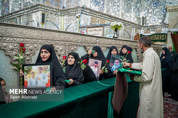 غبارروبی حرم مطهر شاهچراغ (ع)