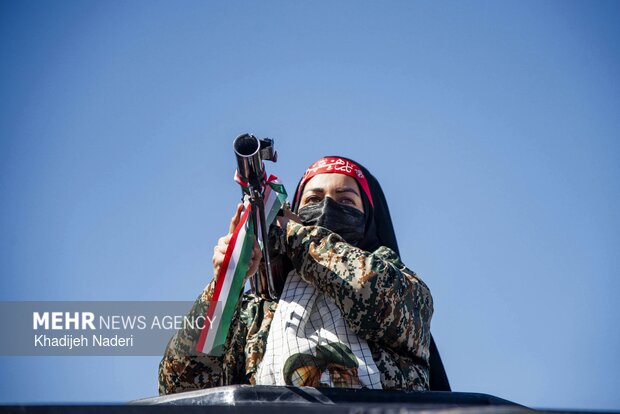 تجمع دختران جانفدا در اصفهان
