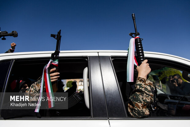 تجمع دختران جانفدا در اصفهان