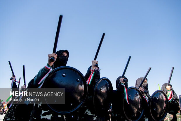 تجمع دختران جانفدا در اصفهان