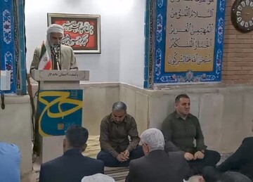 ماموستا رستمی: کارگران ستون اصلی تولید و توسعه کشور هستند