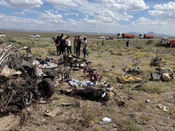 تصادف مرگبار در محور سیرجان- کرمان ۹ کشته و یک مصدوم داشت