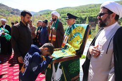 کاروان زیر سایه خورشید در بجنورد