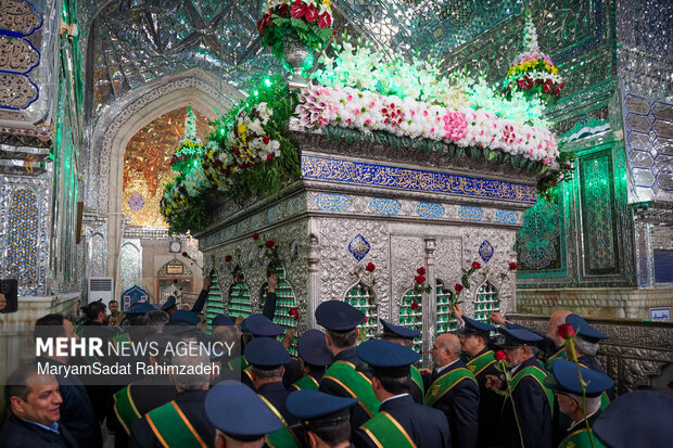 شاهچراغ(ع)؛ چراغ همیشه روشن ولایت در قلب ایران اسلامی