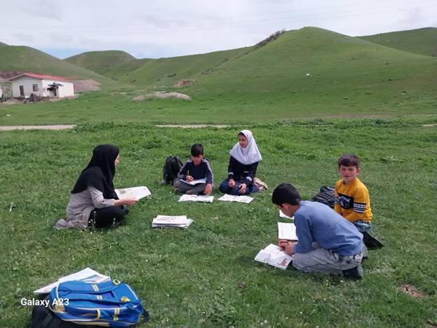 معلمانی که آینده ایران را میسازند