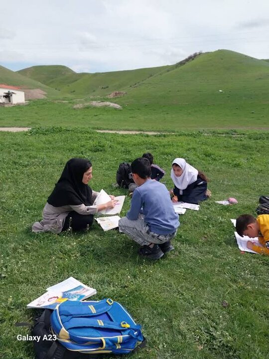 معلمانی که آینده ایران را میسازند