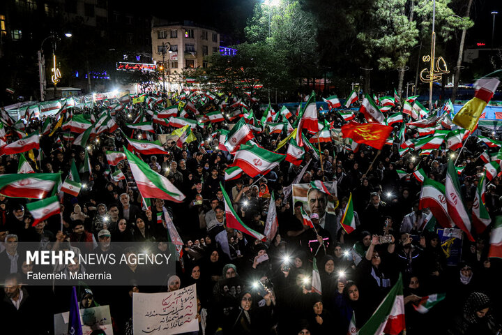 التجمعات الليلية الشعبية في الشوارع