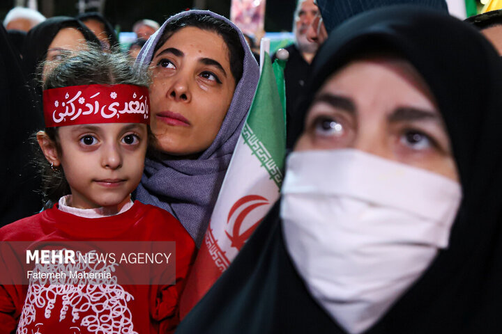 التجمعات الليلية الشعبية في الشوارع