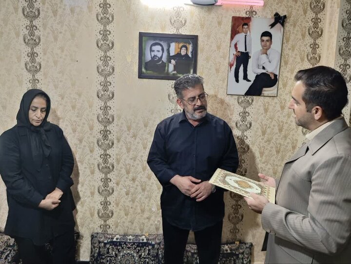 روایت «طاووس» و خانوادهاش؛ خانهای که با شهادت قد کشید